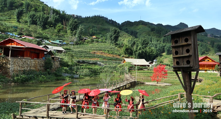 cat cat village, what to see in cat cat village, best time to visit sa pa, trekking to cat cat village